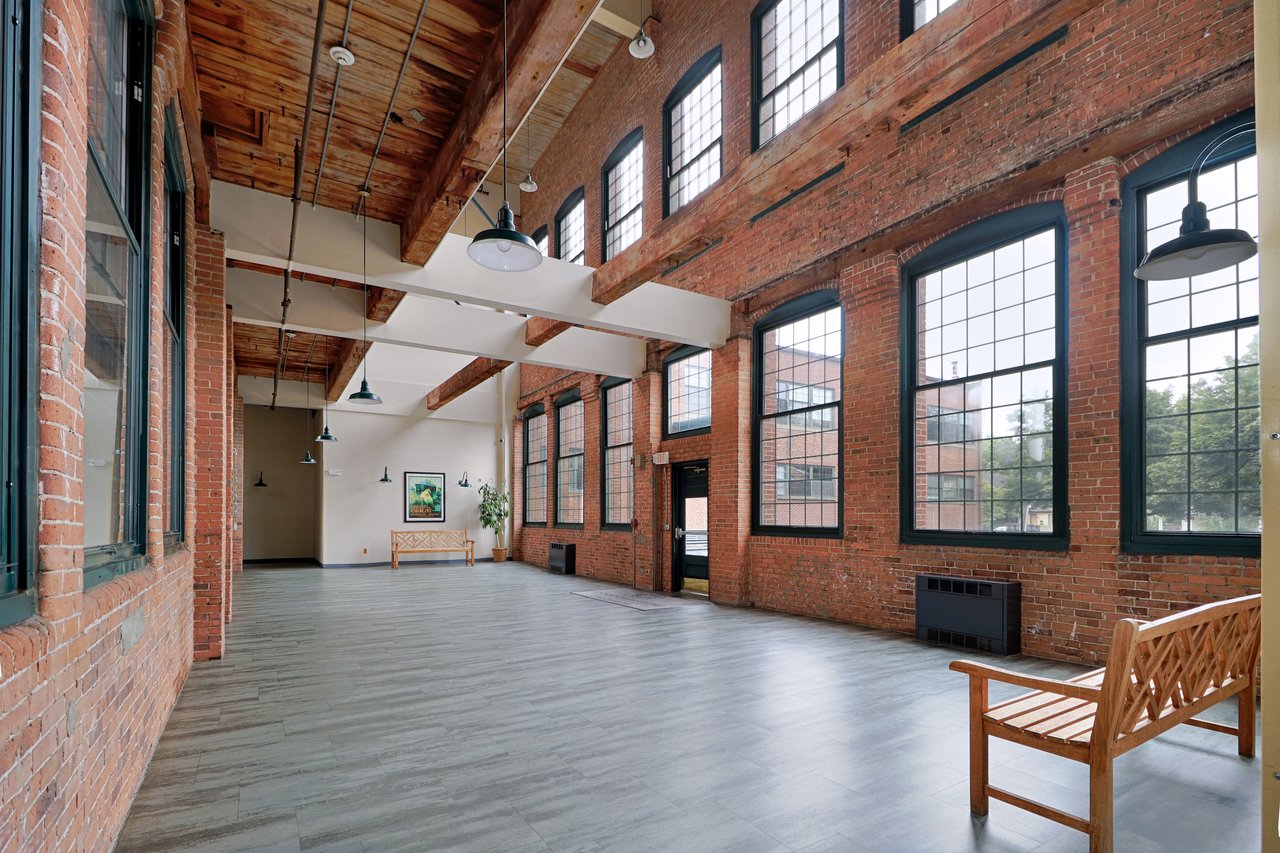 The lobby from a different perspective. Note the beam and window preservation.