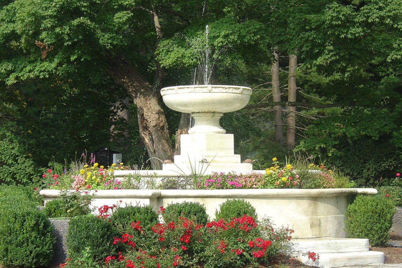 Cass Gilbert Fountain