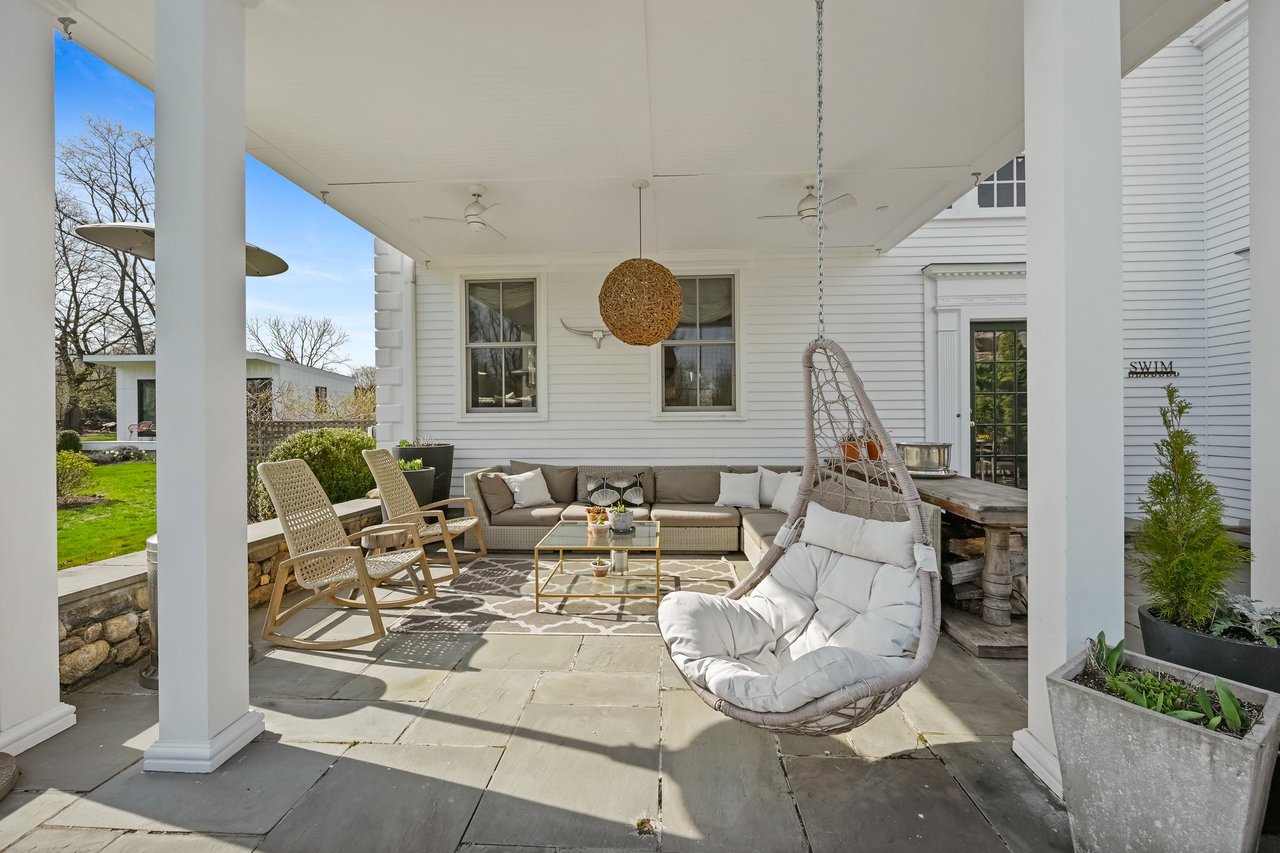 Bluestone terrace sitting area