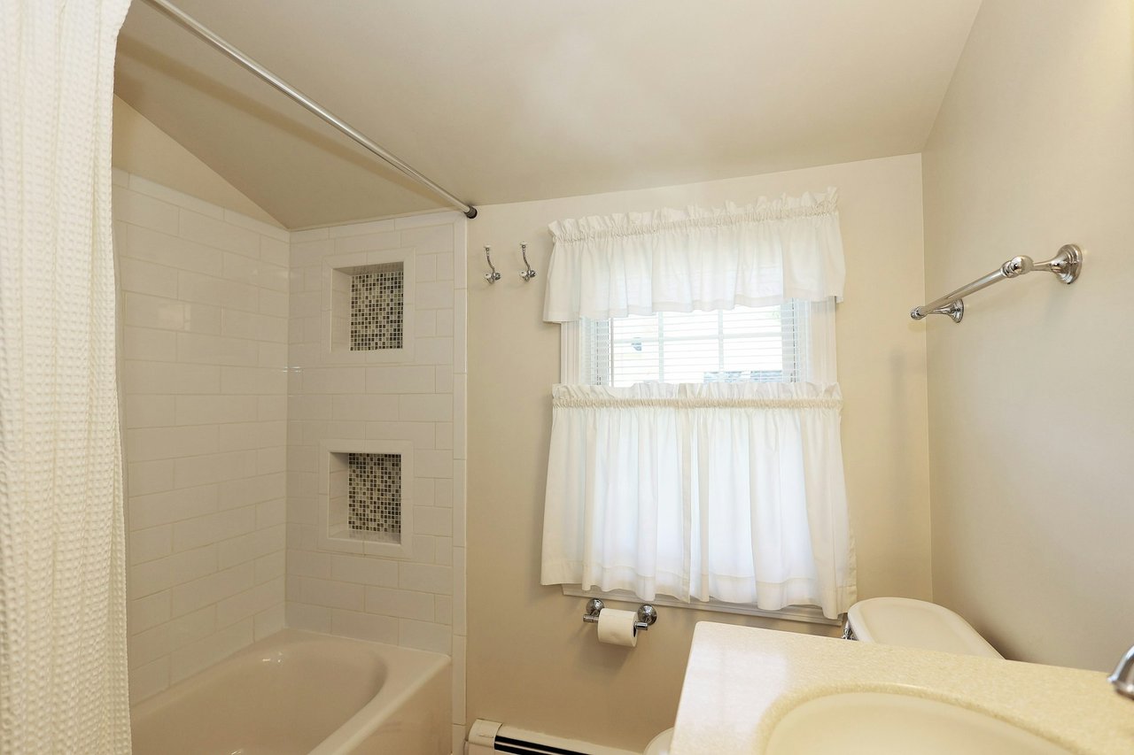 Full Bath on Upper Level.