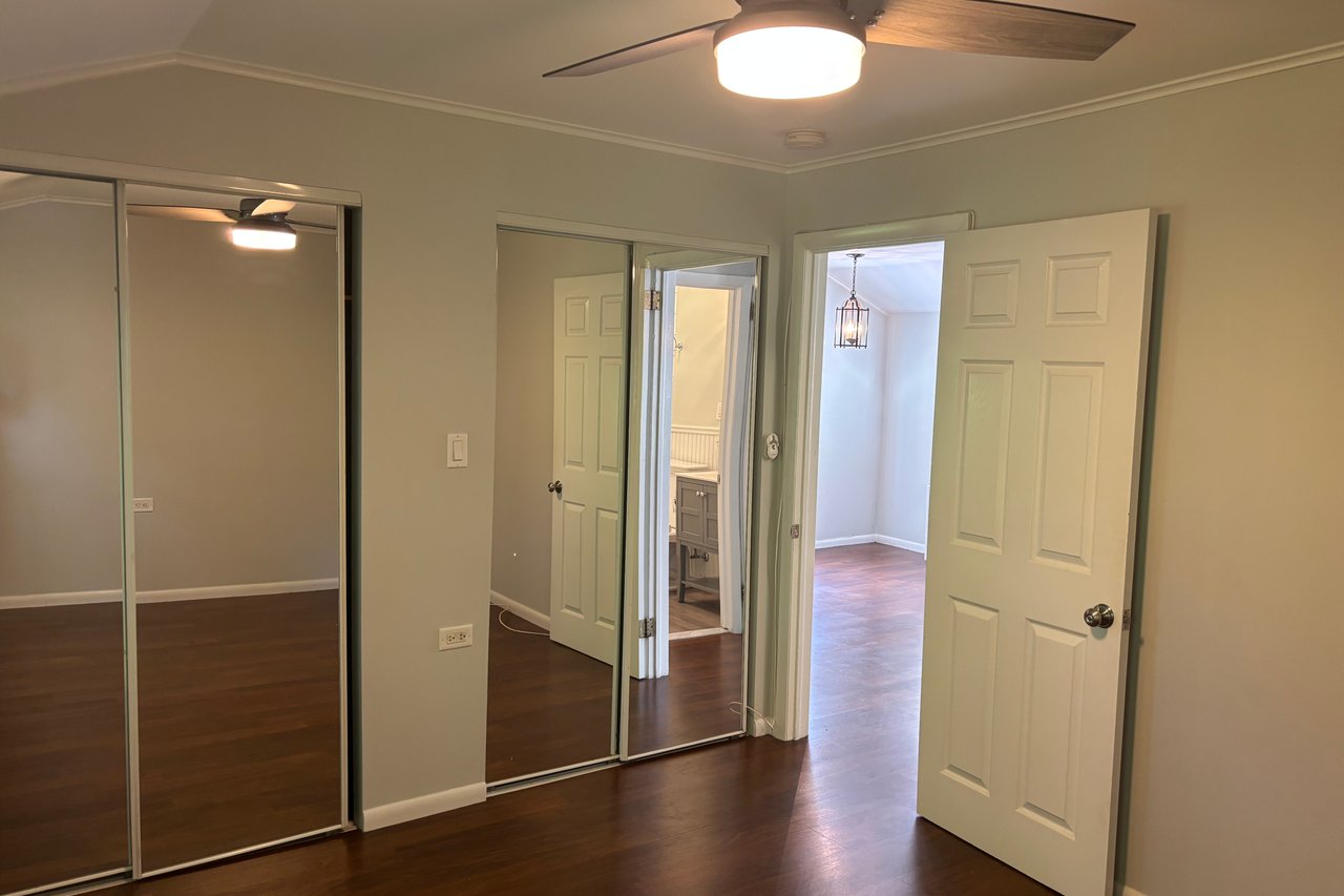 Bedroom has 2 closets