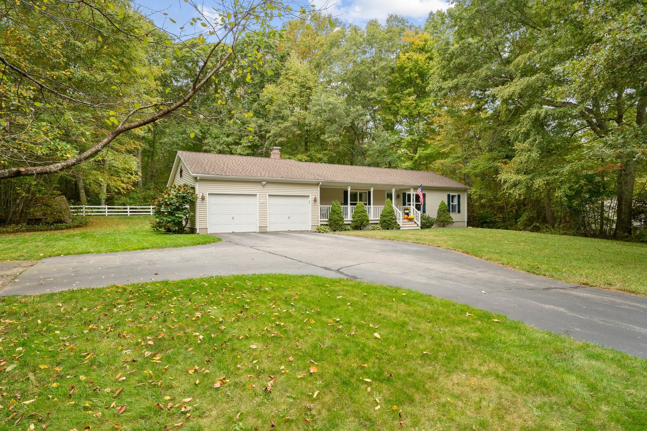Circular drive creates convenient driveway flow