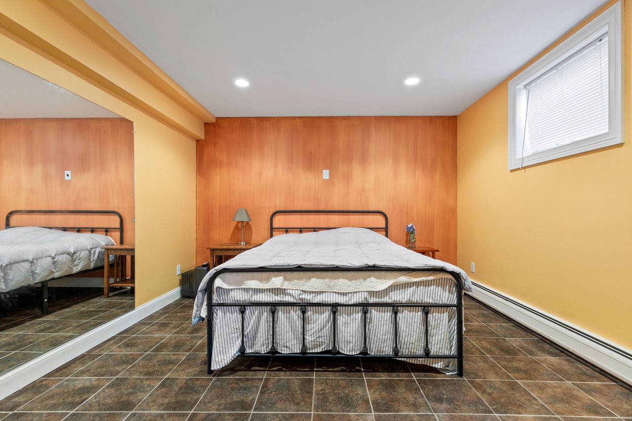 Additional finished area currently being used as a guest bedroom