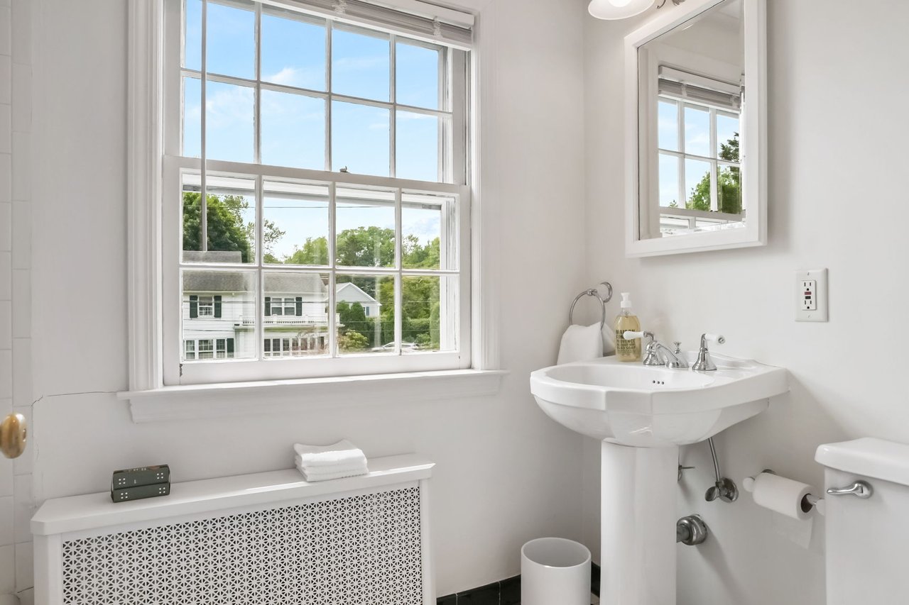 Half Bath #1 with shower & tub