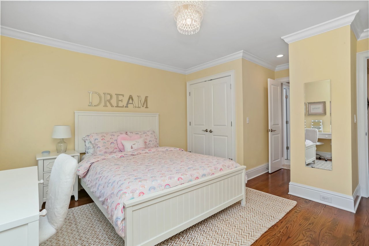Bedroom 3 with Jack and Jill bathroom