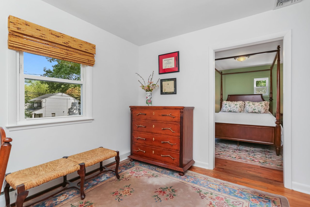 Private sitting area/office off of Primary Bedroom.