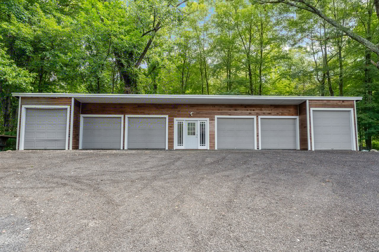Six (6) Car Garage