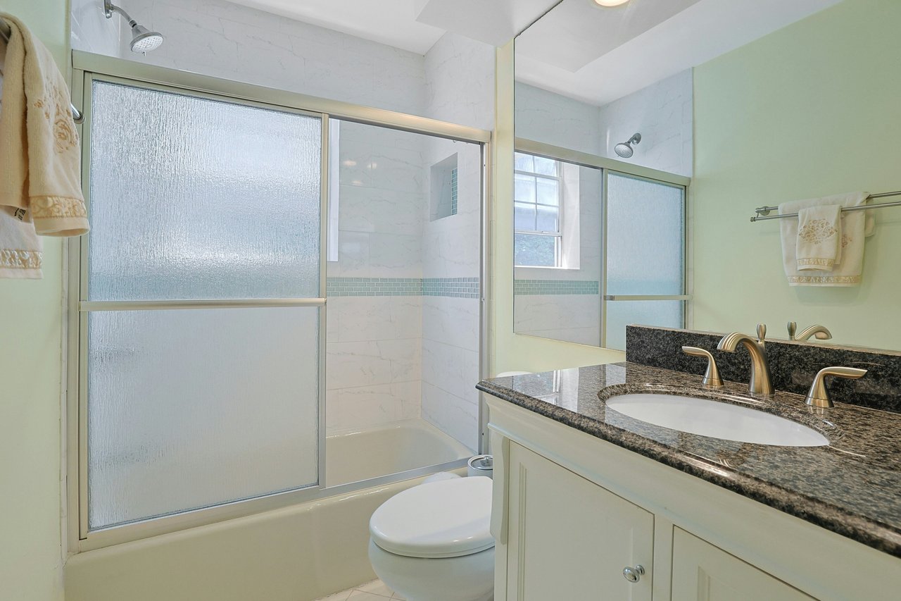 Tub/shower