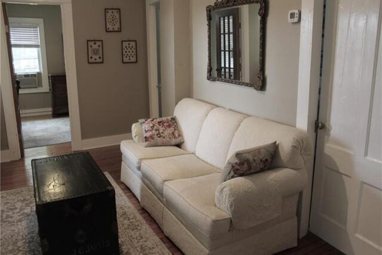 Living room, Unit 2