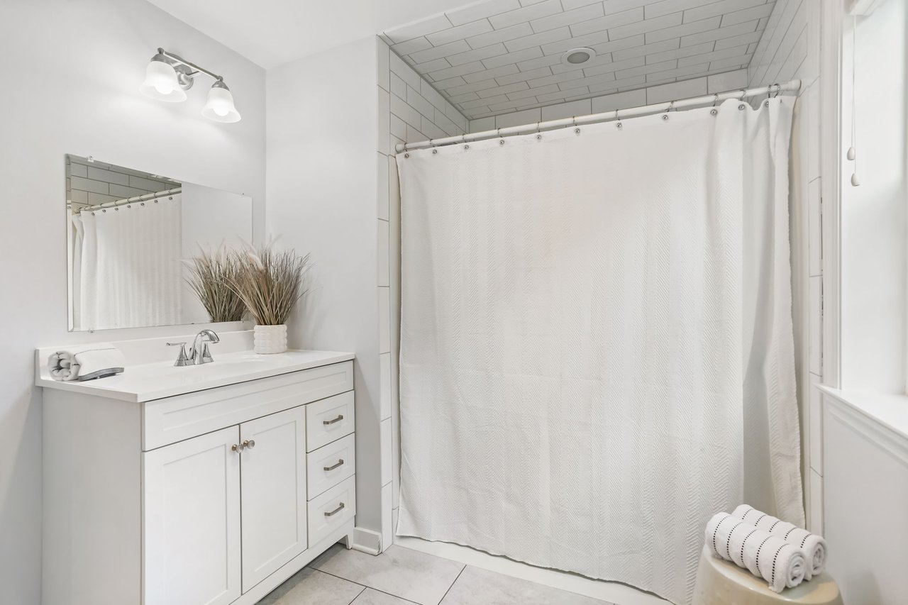 Primary bath is also large - was originally designed for handicap access.