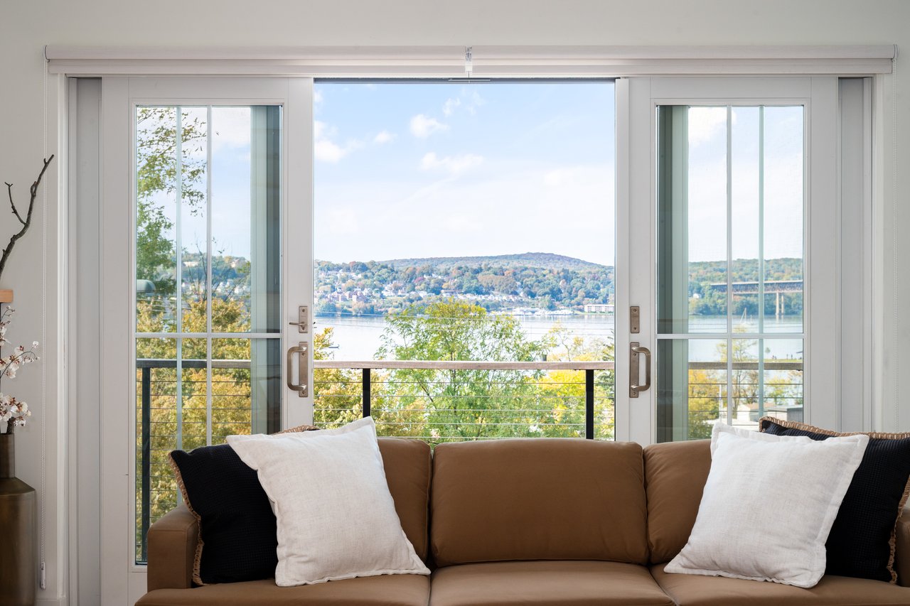 Sweeping Hudson River views