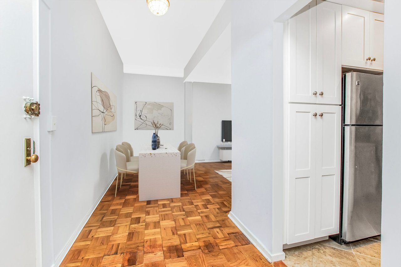 4 / 15**Virtually Staged **