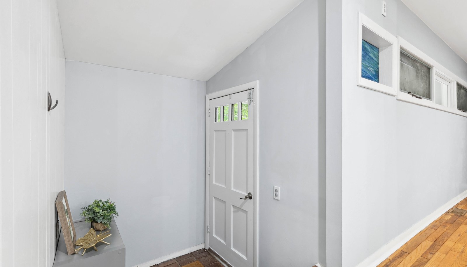 Image 7