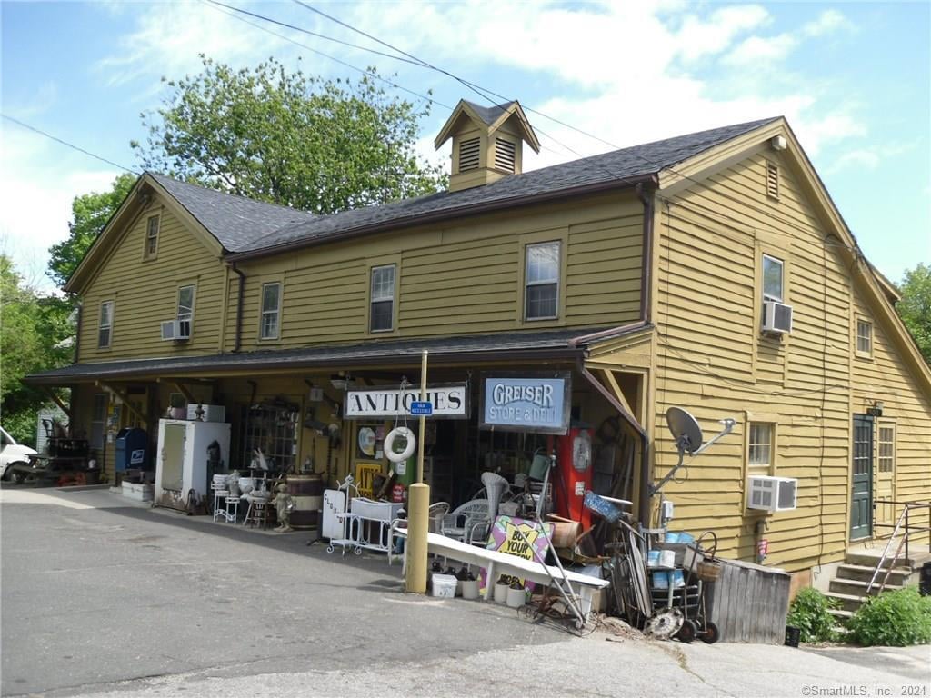 897 Sport Hill Road Photo 9