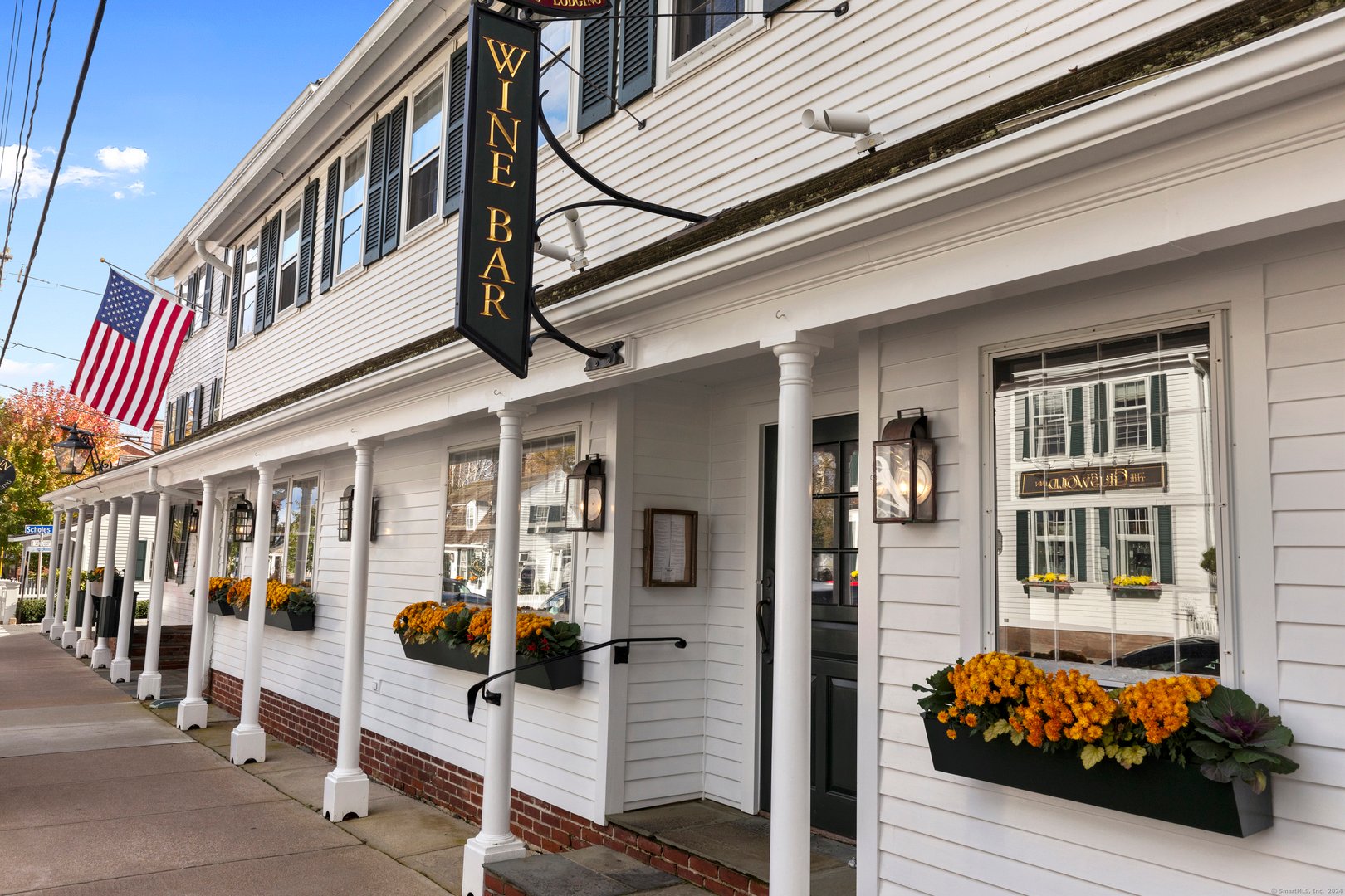 28 Main Street Photo 9