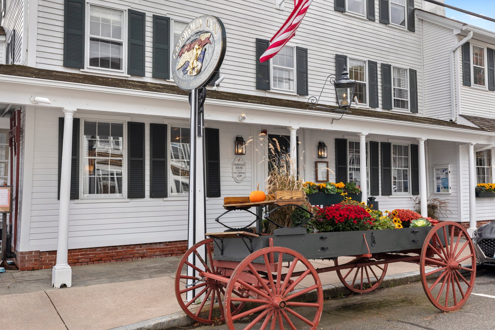 28 Main Street Photo 12