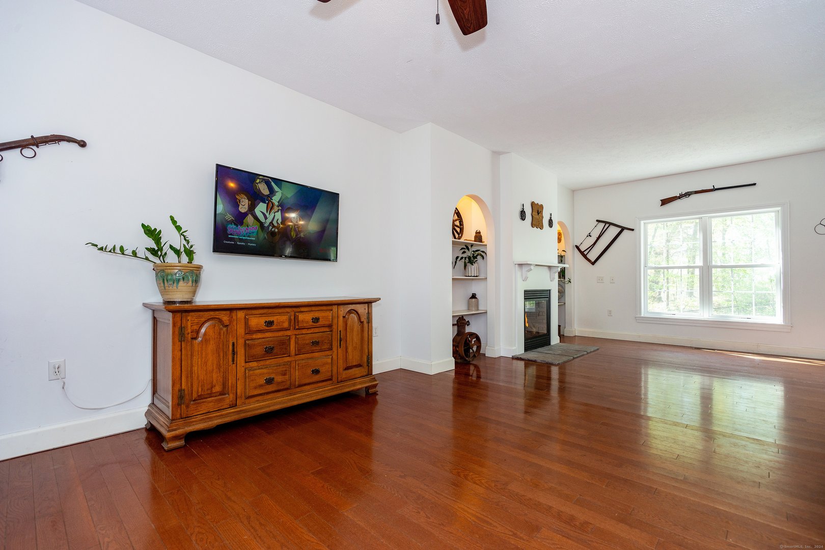 127 Massapeag Road Photo 9