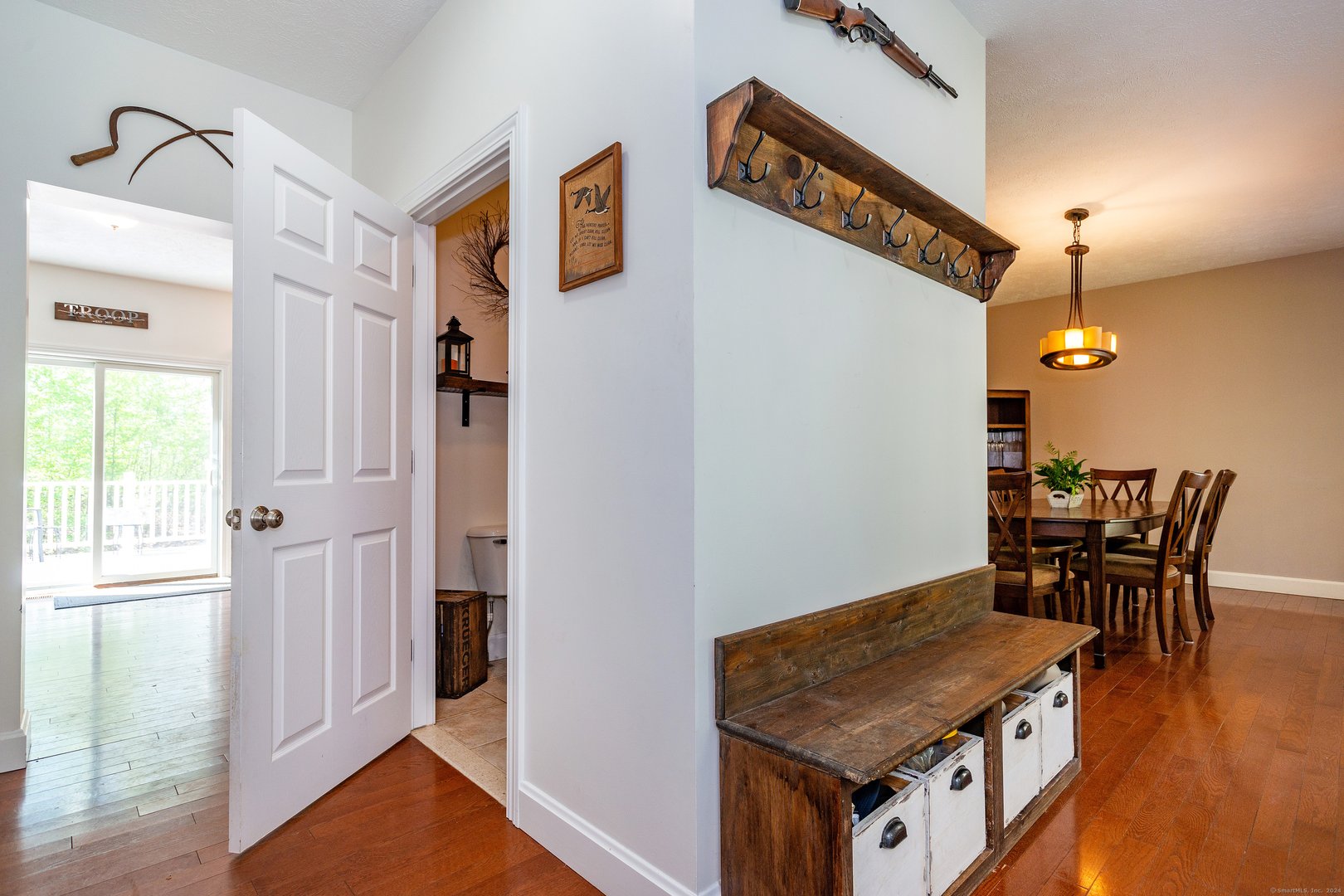 127 Massapeag Road Photo 17