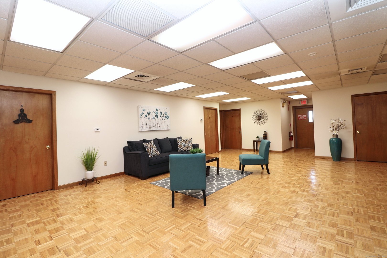 410 State Street Photo 19