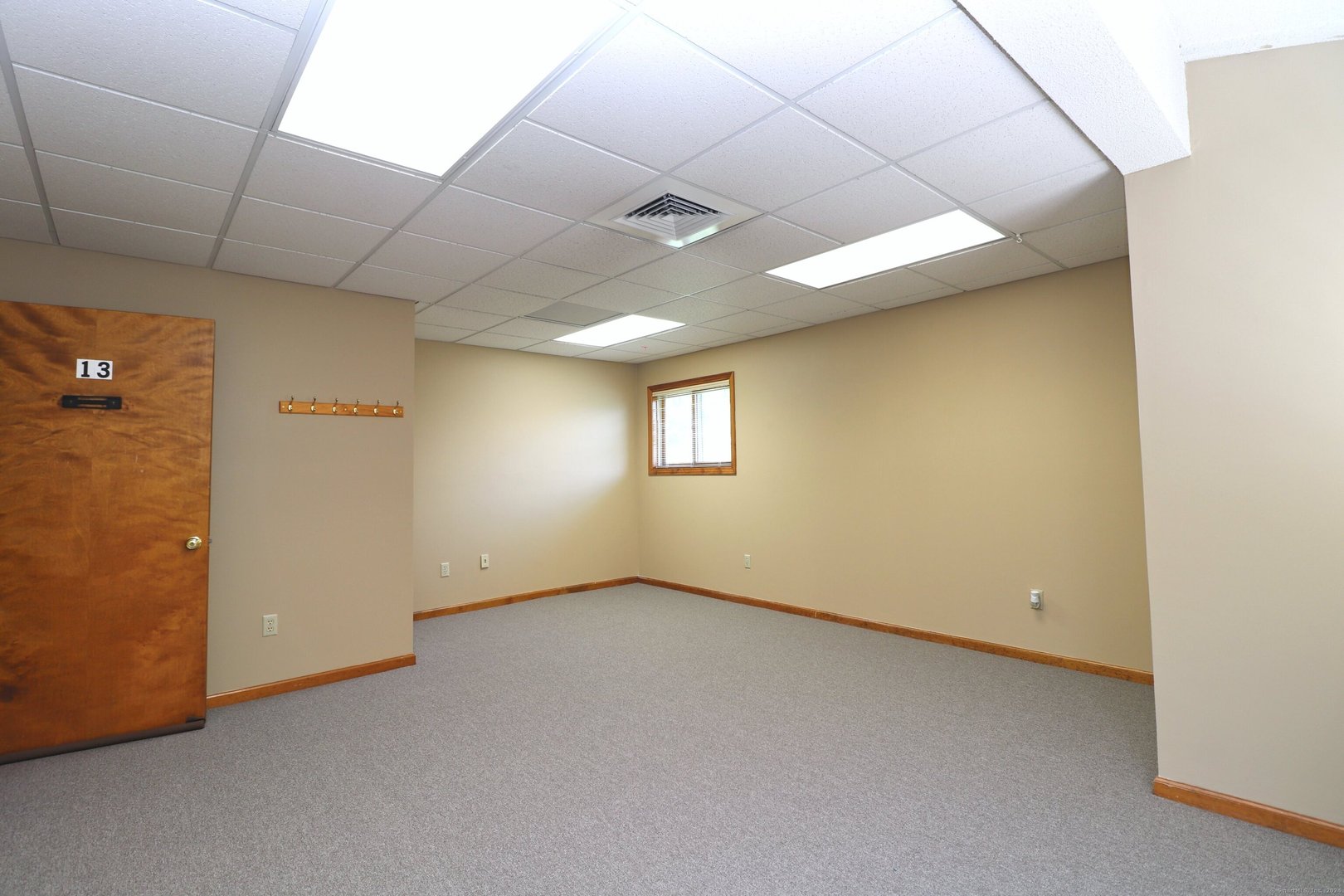 410 State Street Photo 20