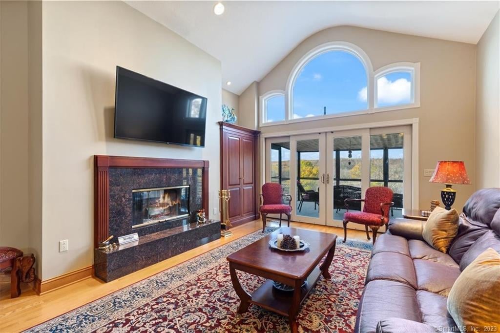 195 Injun Hollow Road Photo 5