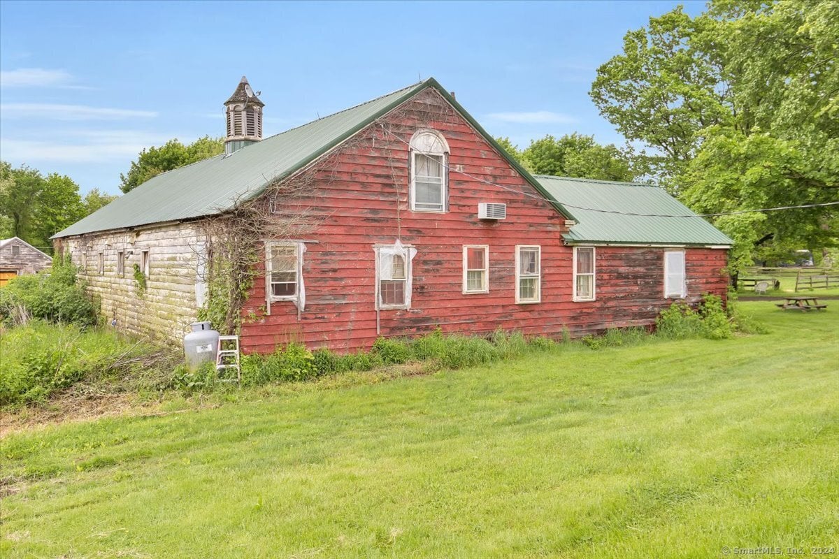 148 Wallingford Road Photo 11