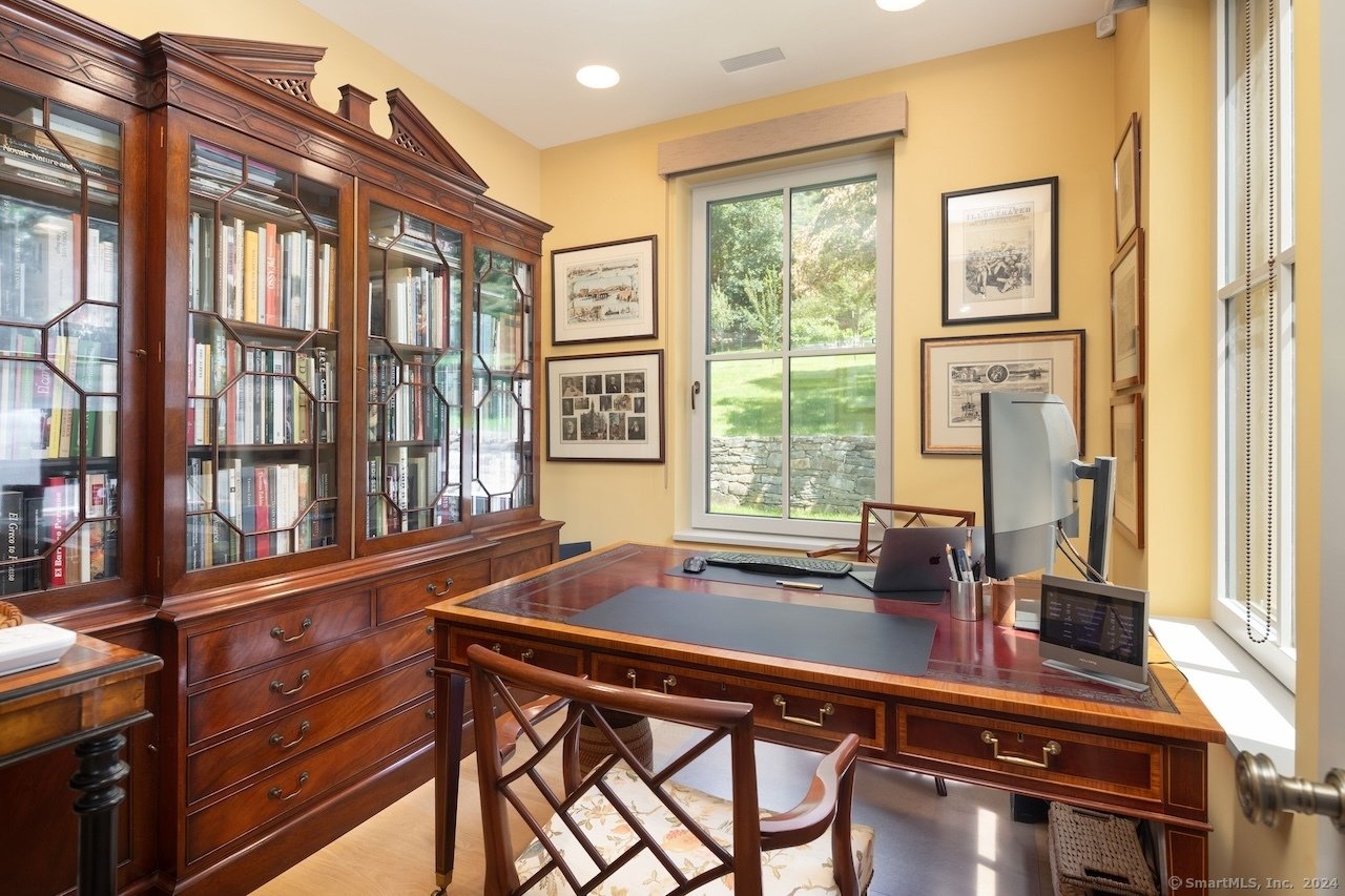 89 Under Mountain Road Photo 17