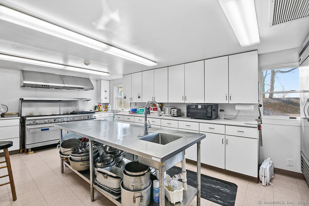 595 Town Hill Road Photo 10