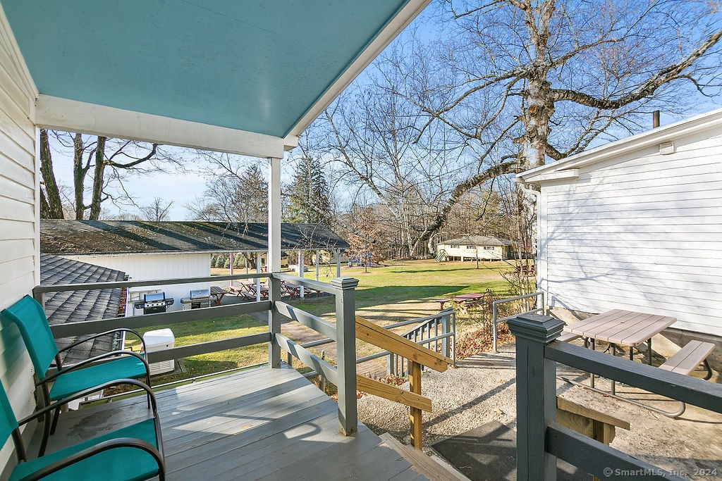 595 Town Hill Road Photo 32