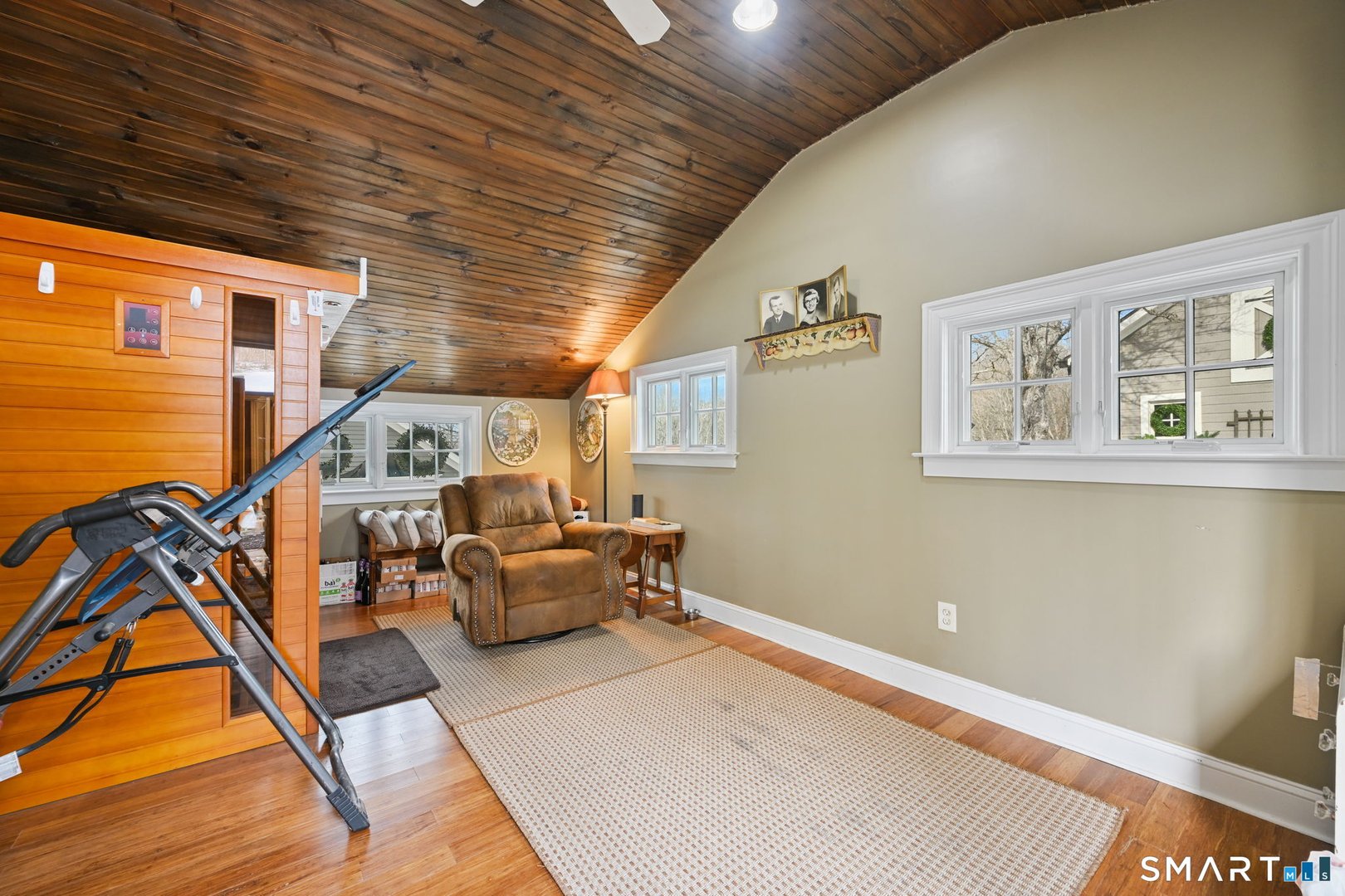 6 Hoyt Road Photo 36