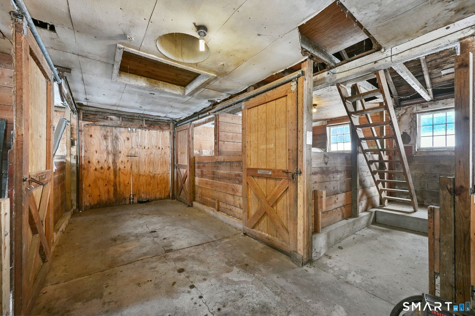 6 Hoyt Road Photo 38