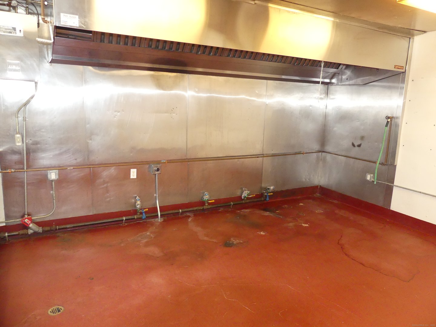 78 Main Street Photo 5