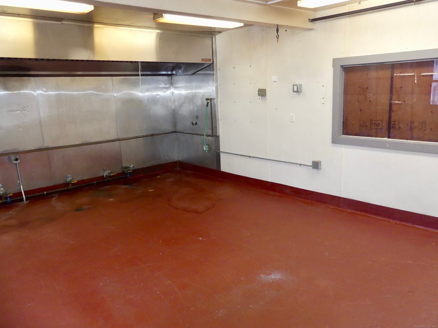 78 Main Street Photo 8