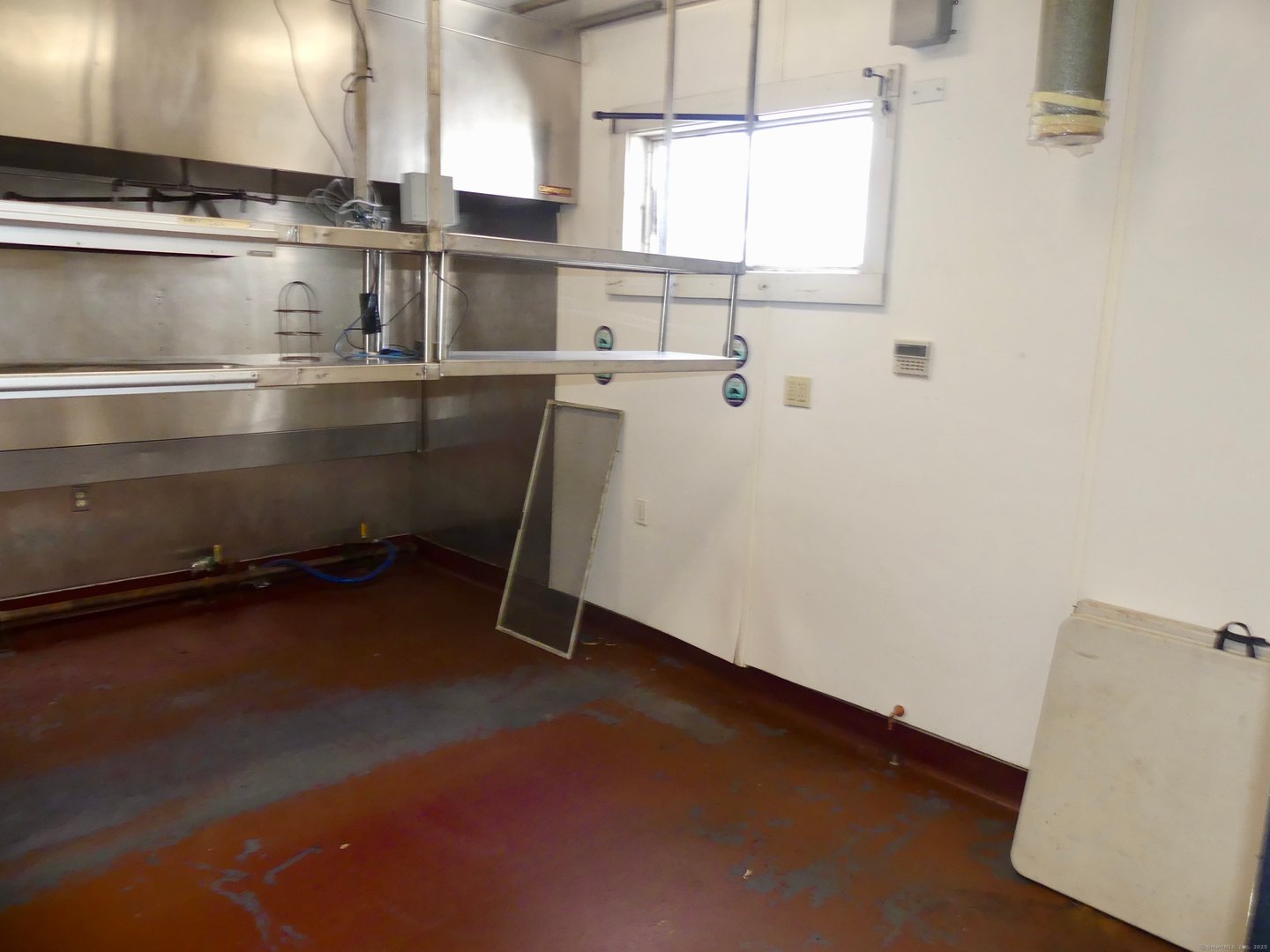 78 Main Street Photo 10