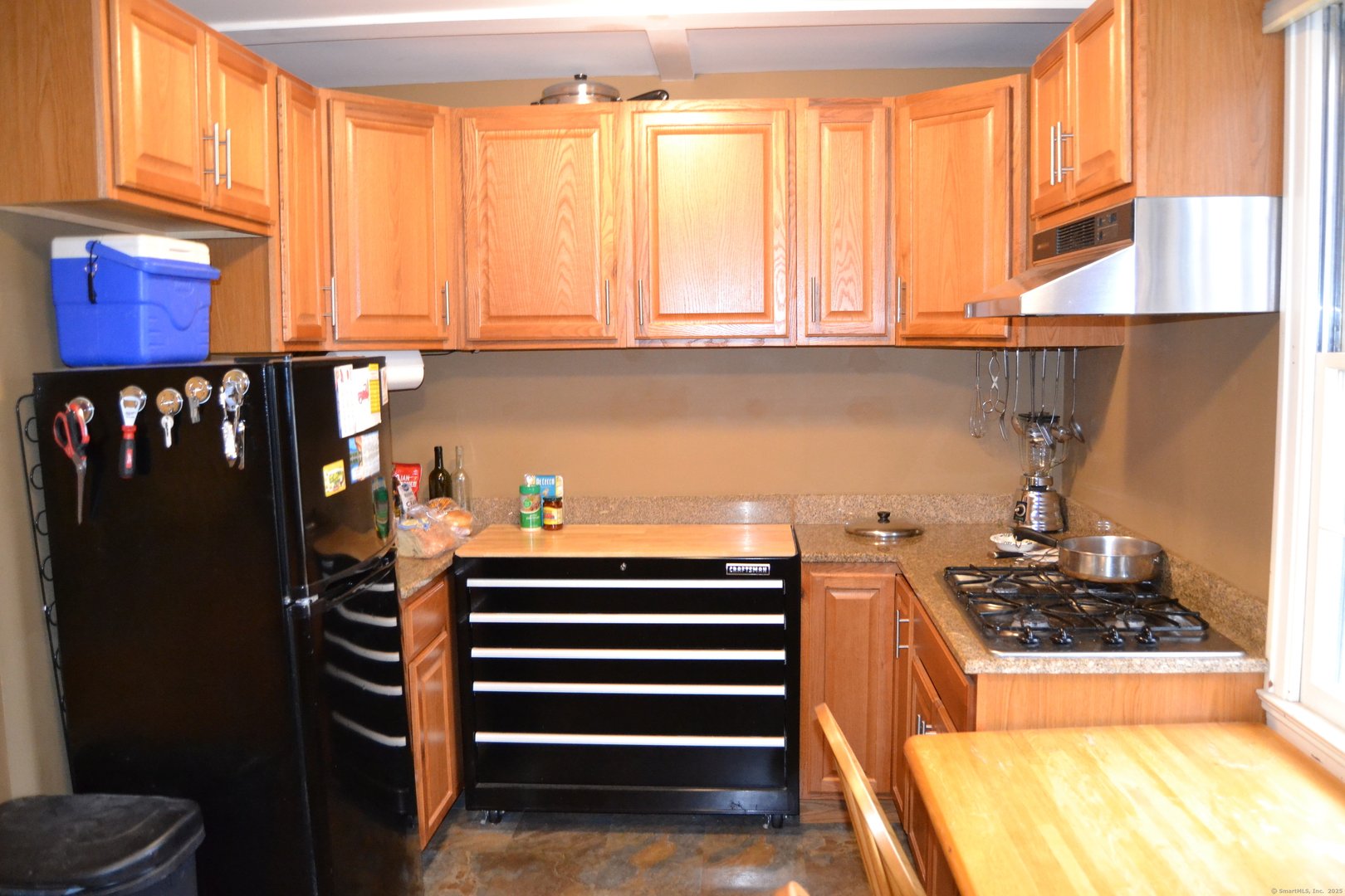 136 Hopmeadow Street Photo 14