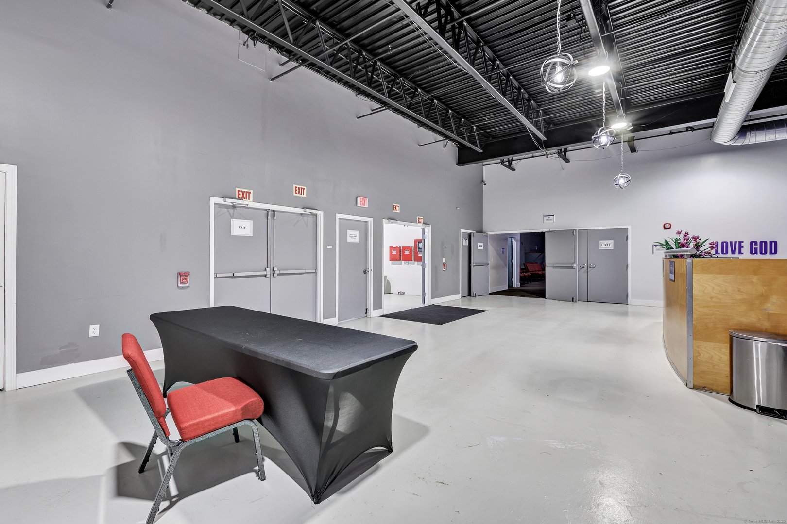 35-69 Benham Avenue Photo 9