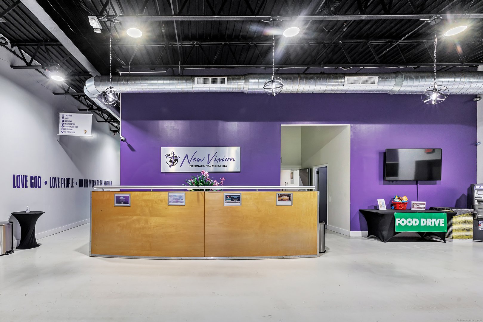 35-69 Benham Avenue Photo 10