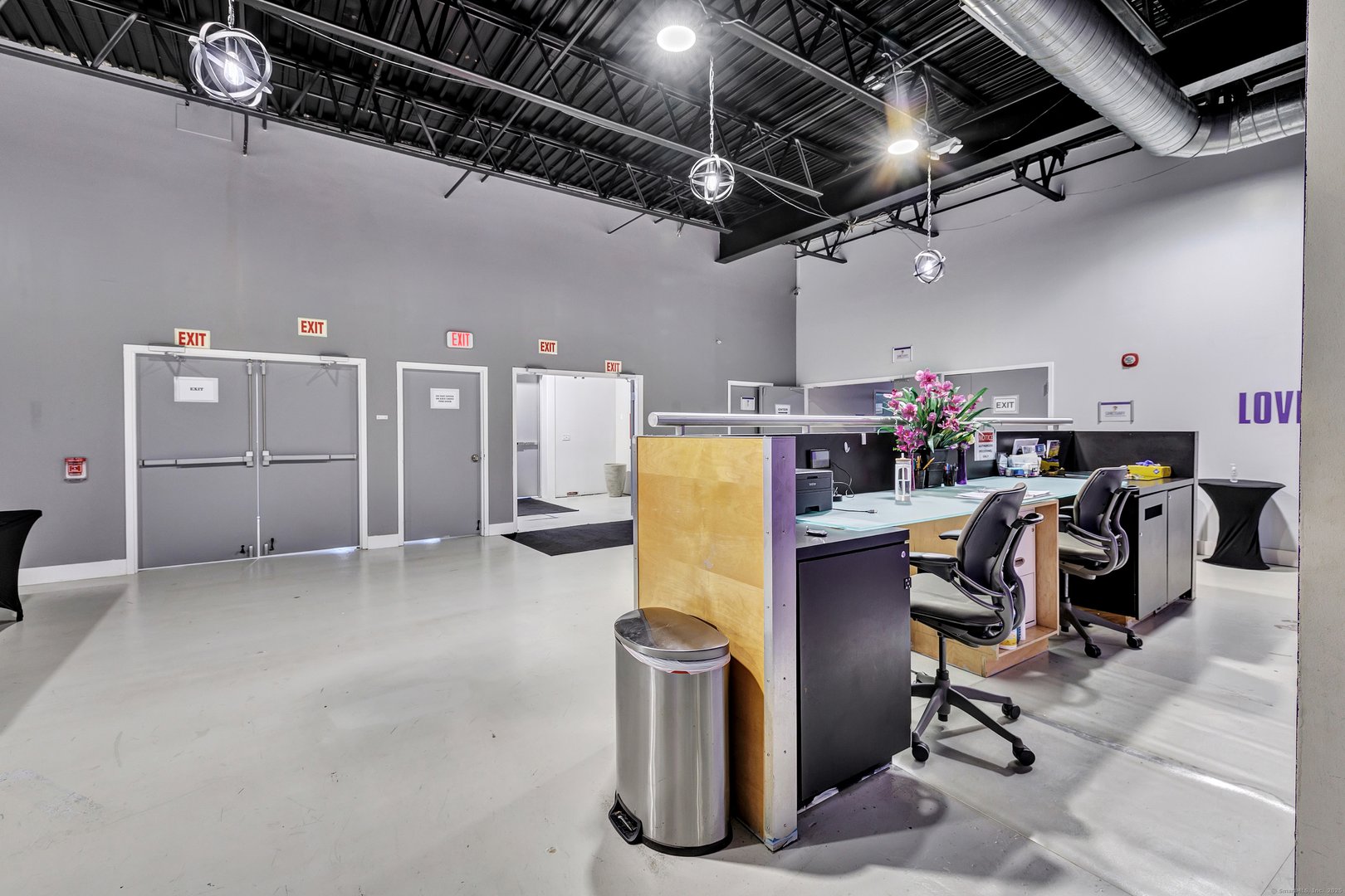 35-69 Benham Avenue Photo 12