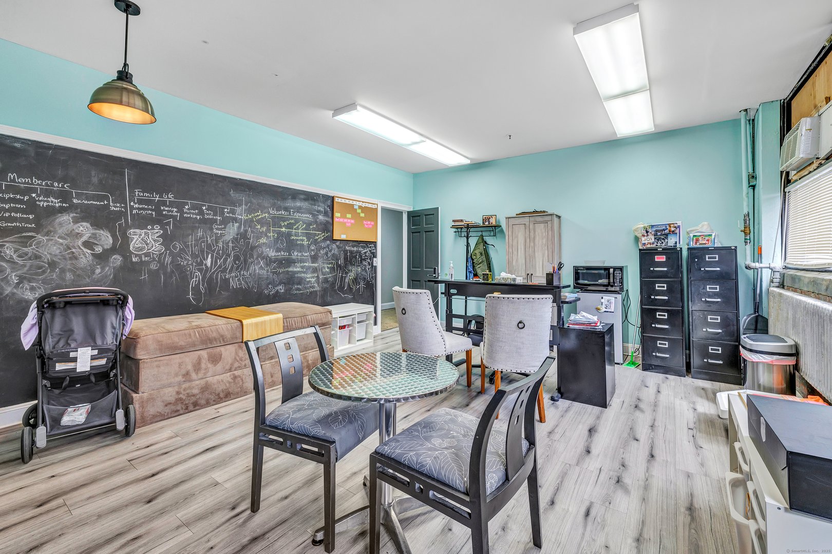 35-69 Benham Avenue Photo 18