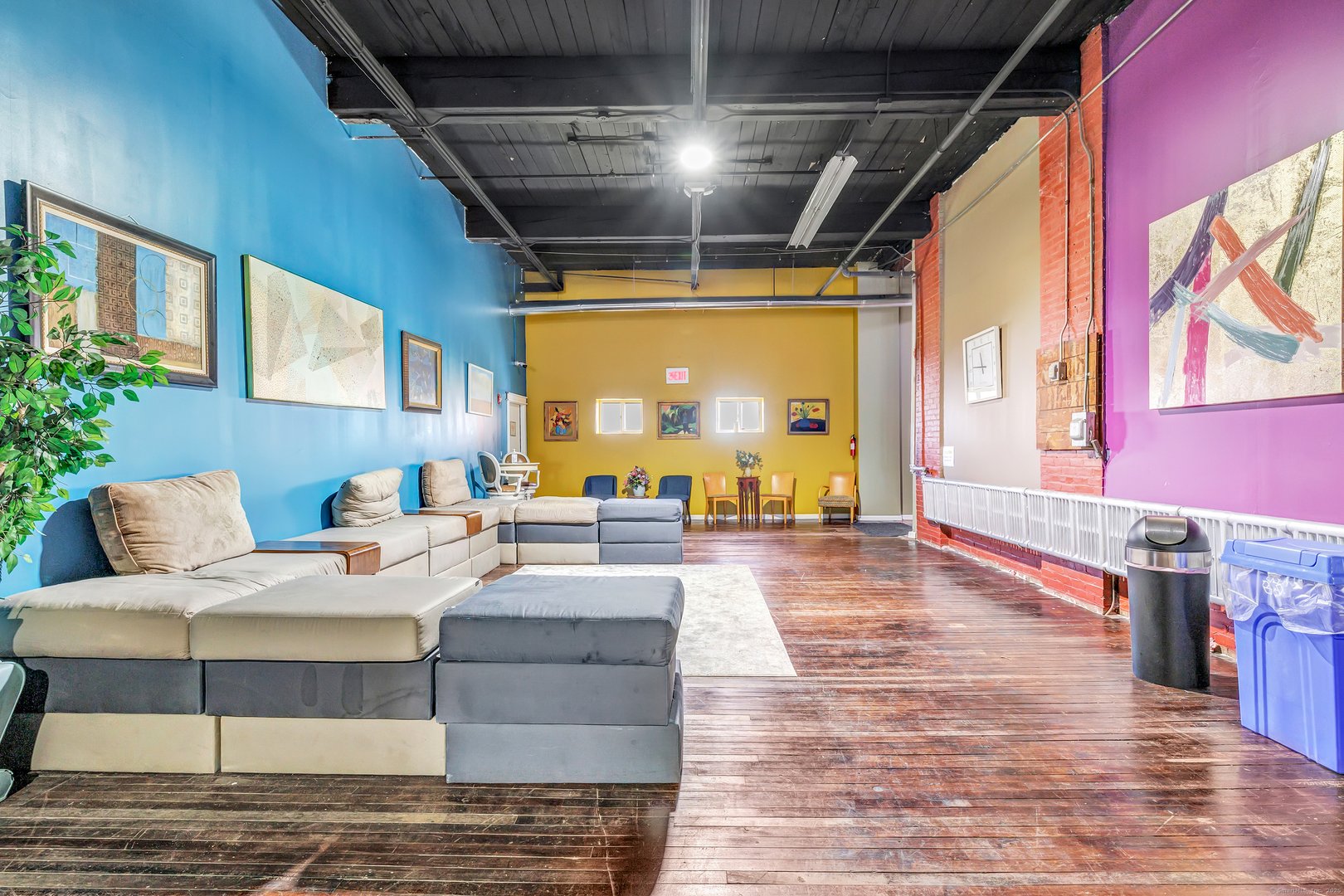 35-69 Benham Avenue Photo 23