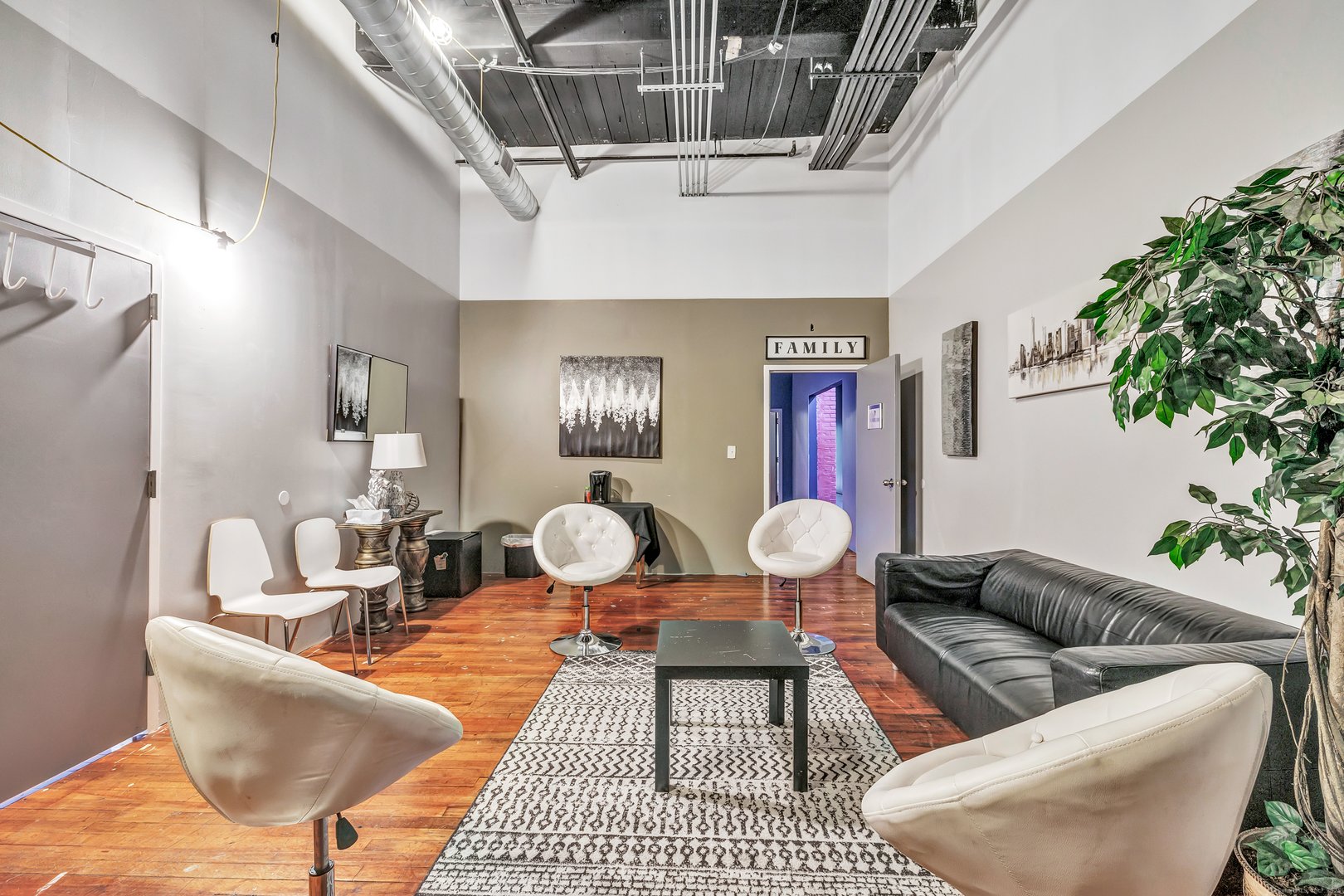 35-69 Benham Avenue Photo 24