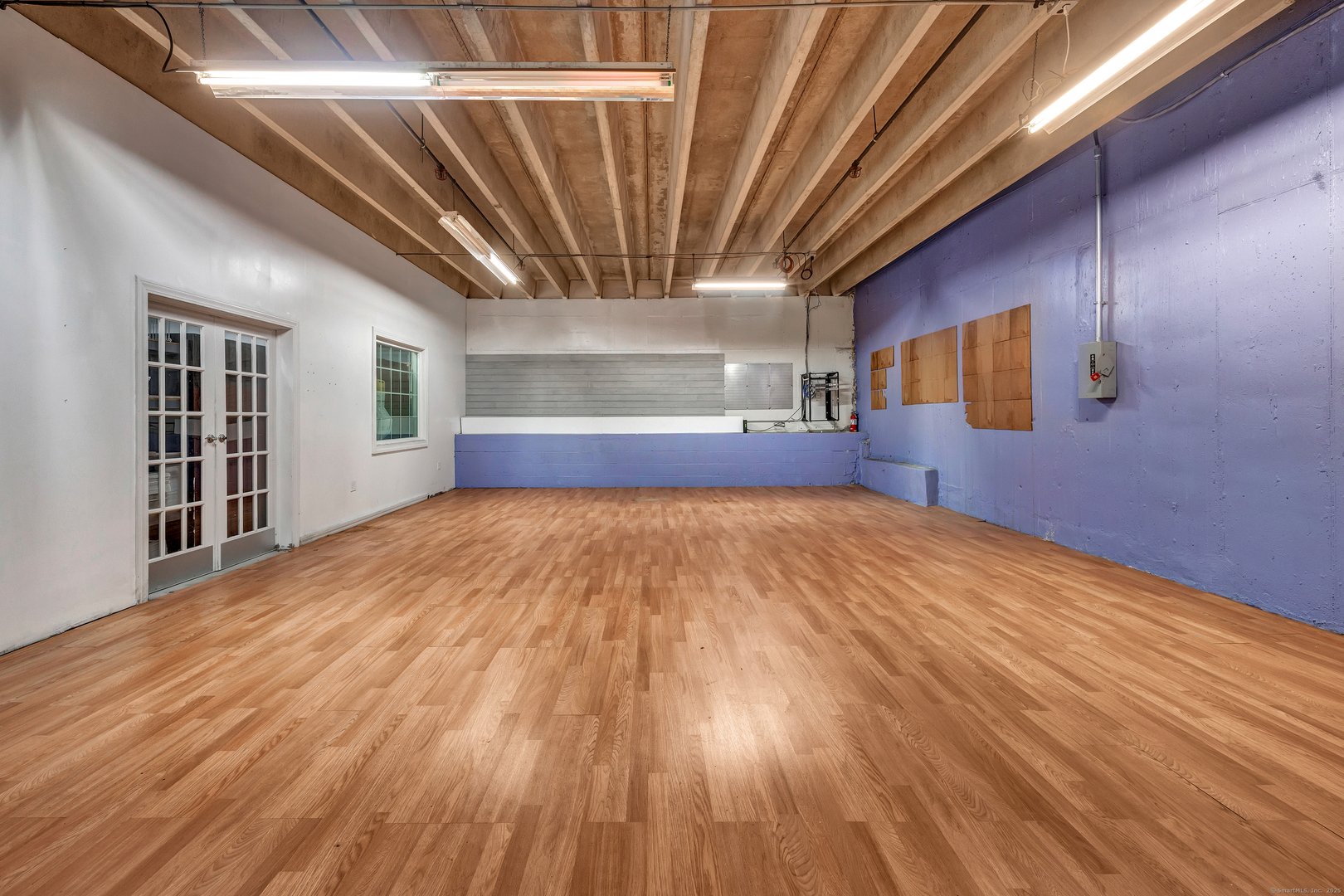 35-69 Benham Avenue Photo 27