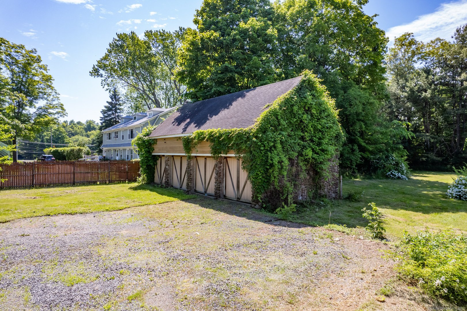 26 Old Wallingford Road Photo 33