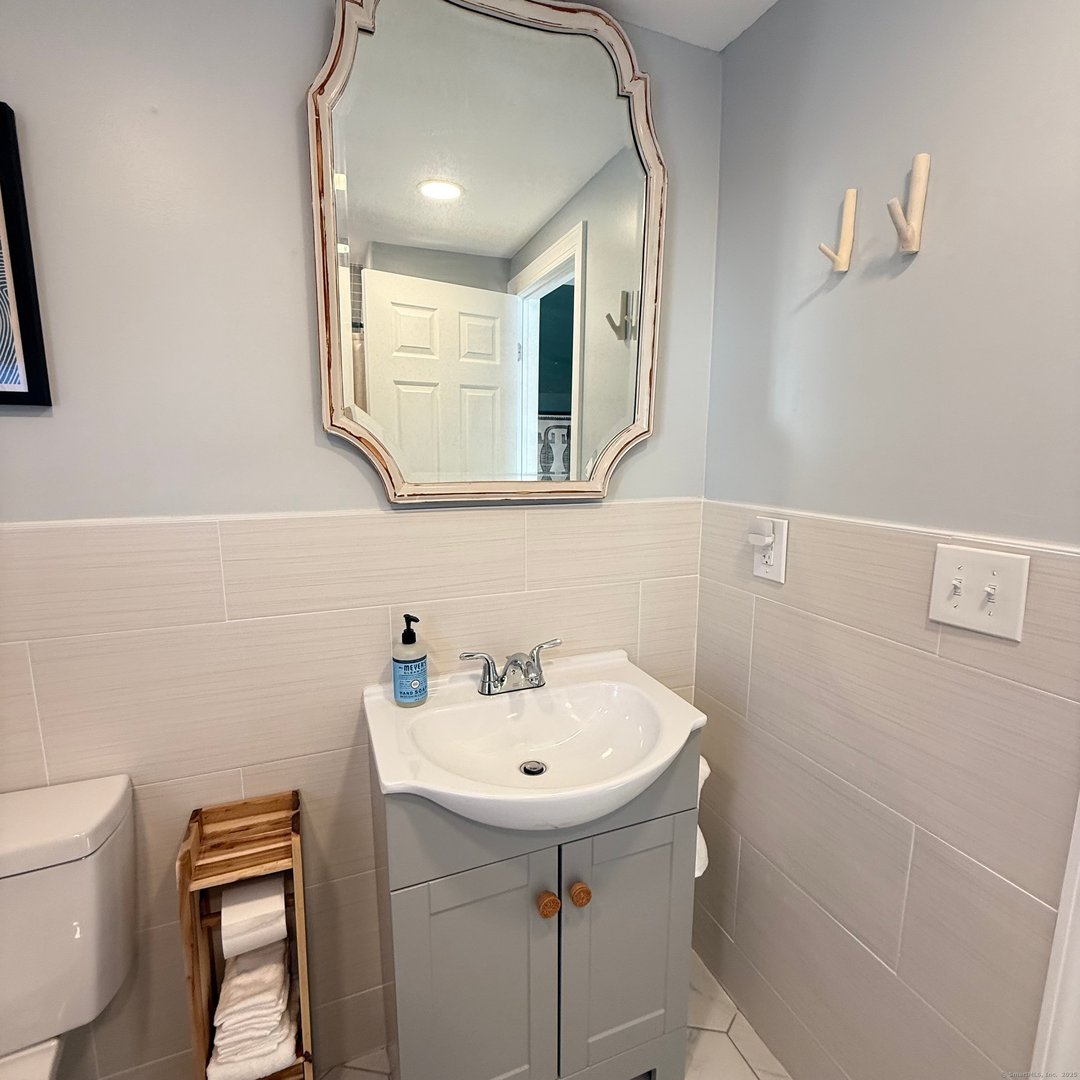 68-70 Black Point Road Photo 4