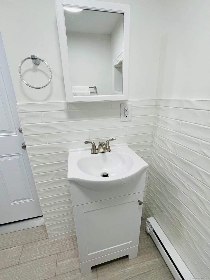 68-70 Black Point Road Photo 18