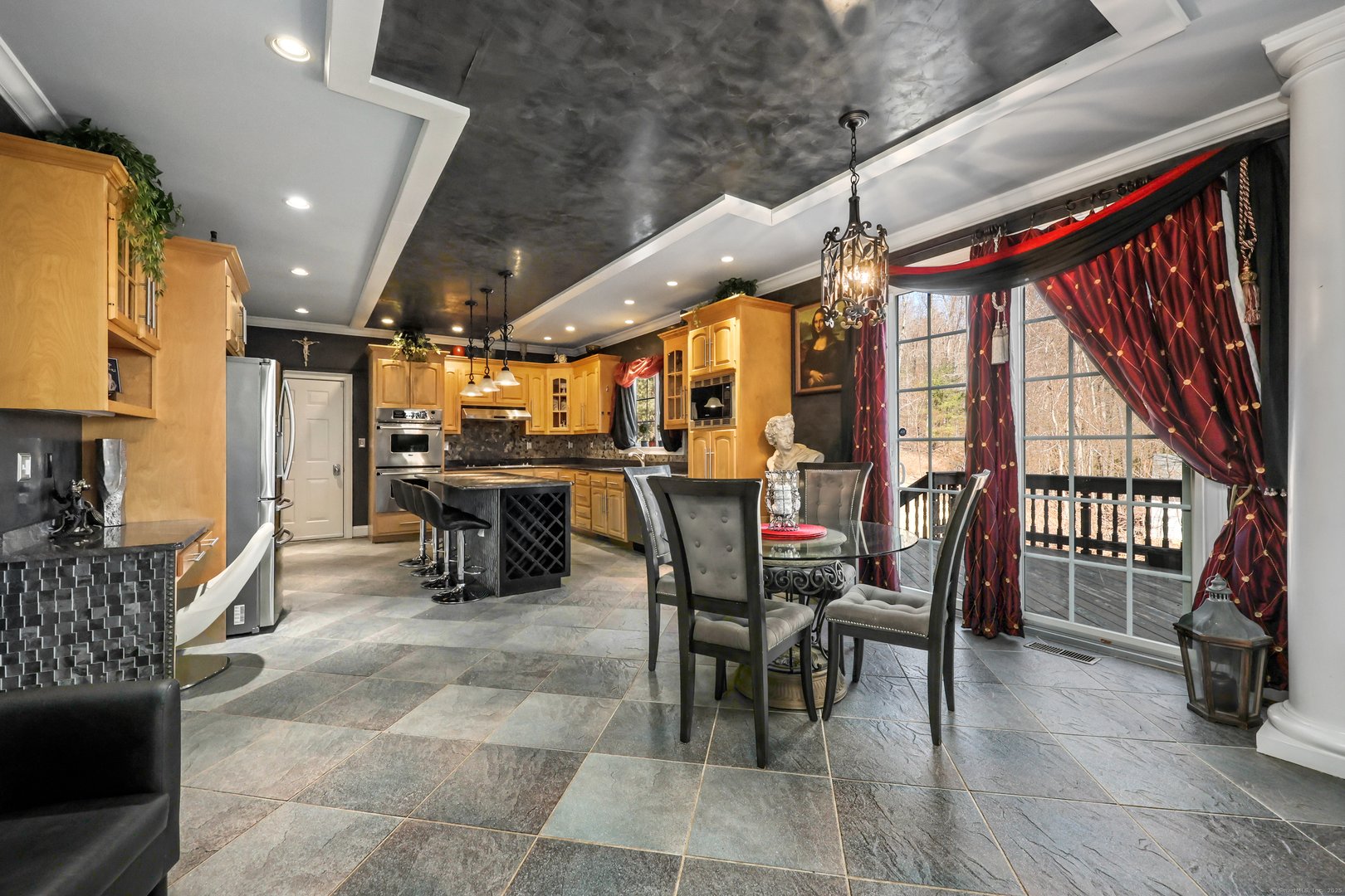 22 Angelas Way Photo 12