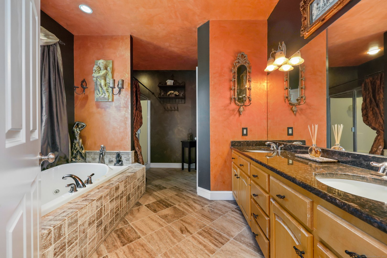 22 Angelas Way Photo 21