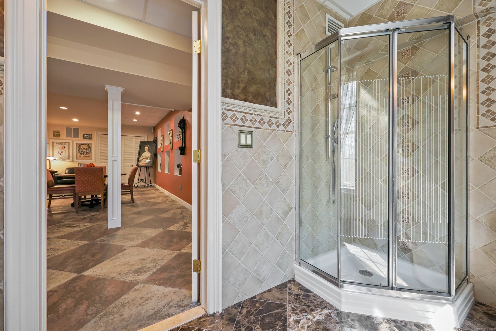 22 Angelas Way Photo 35