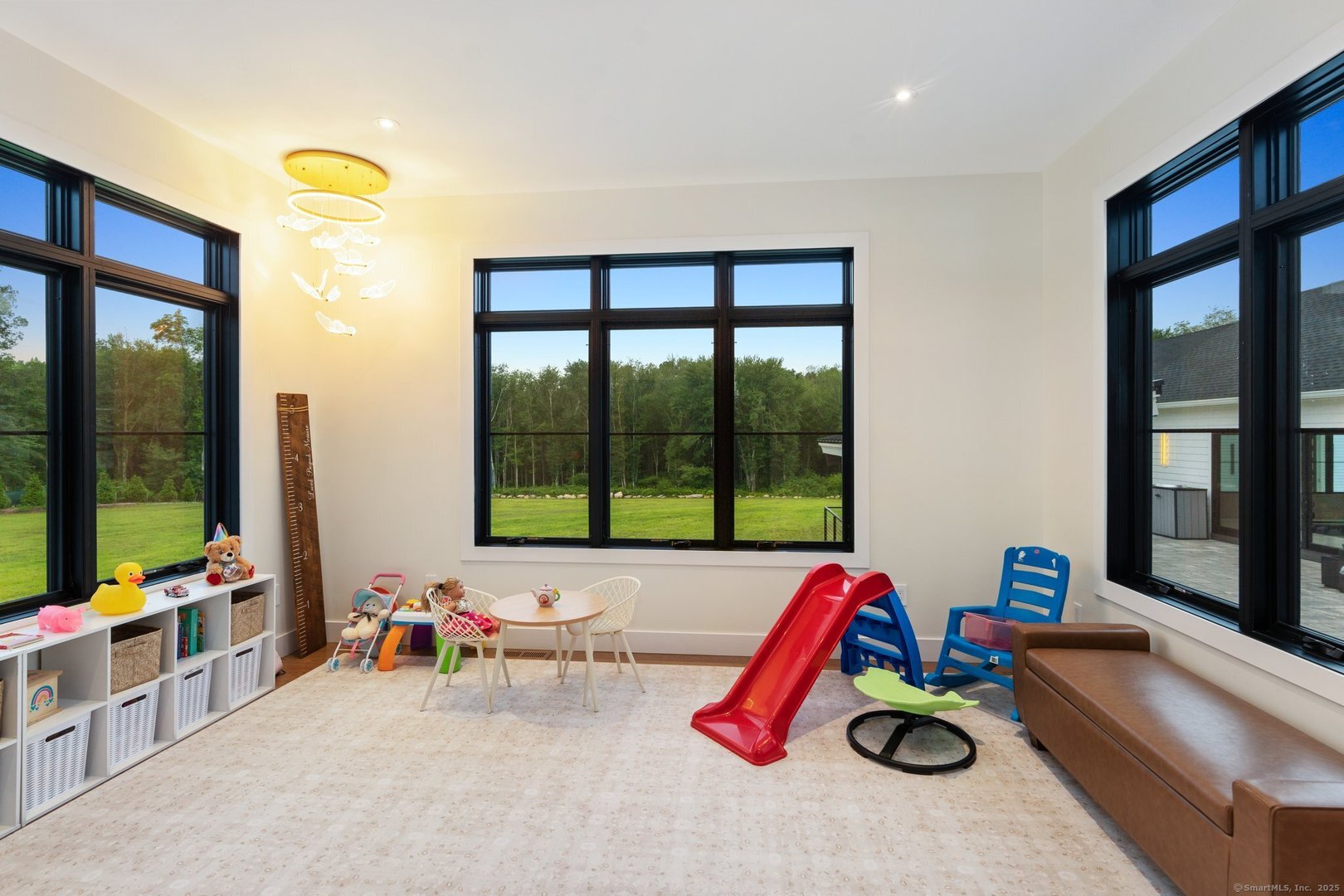 Norwich Single Family Photo 11