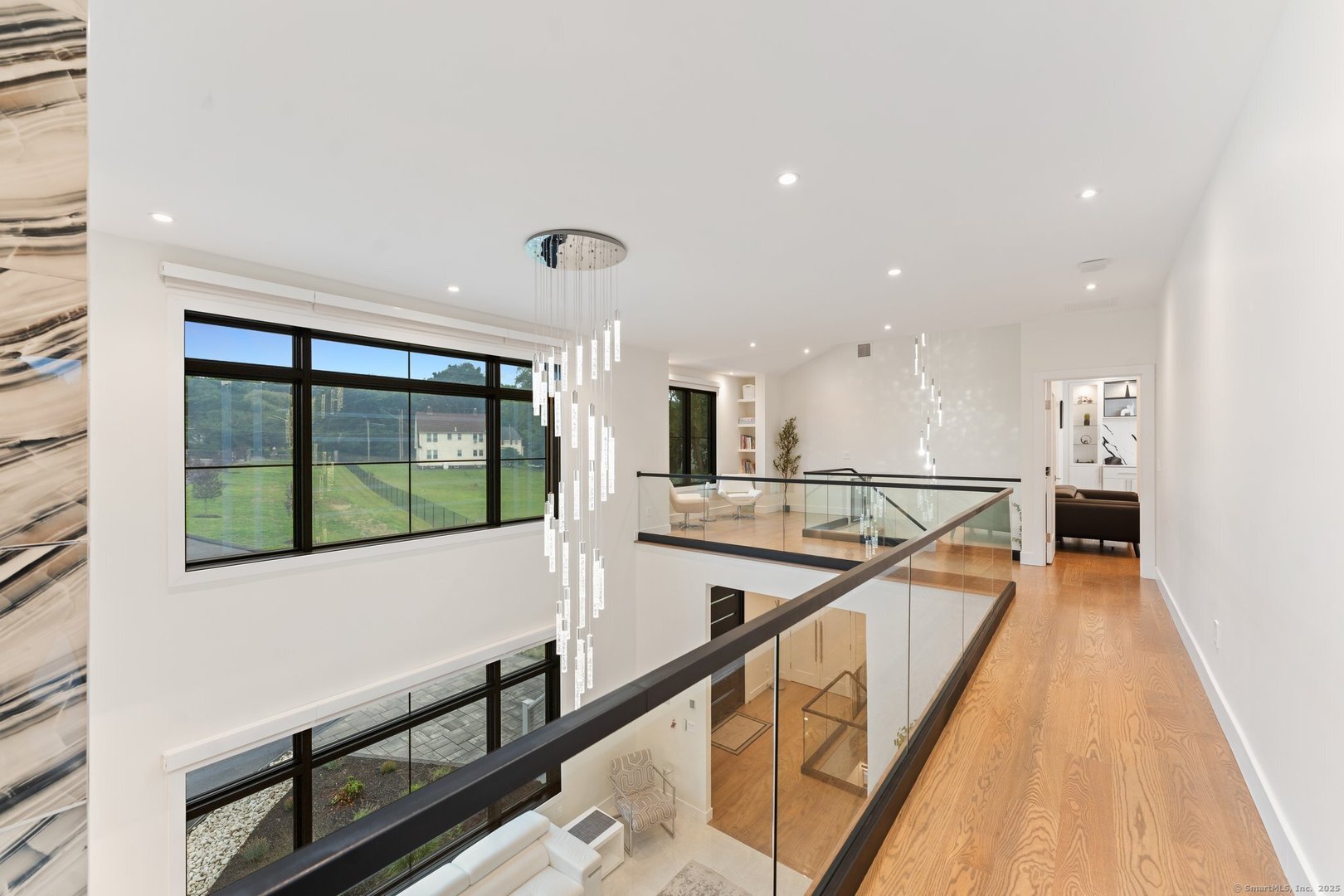 Norwich Single Family Photo 17